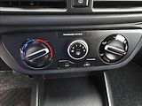 Hyundai i10 1,0 49KW vyhř. volat + sedadla - náhled 19