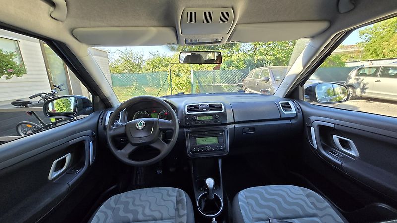 Škoda Fabia 1.4 16V STYLE EDITION 1MAJ. - fotka 19 z 32