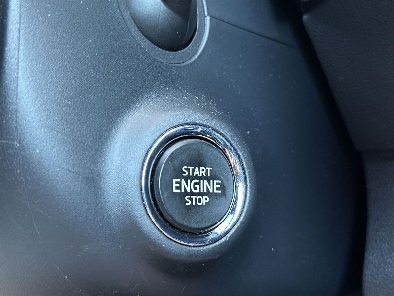 Škoda Karoq (2022) 2.0 TDI 4x4 DSG Sportline - fotka 23 z 33