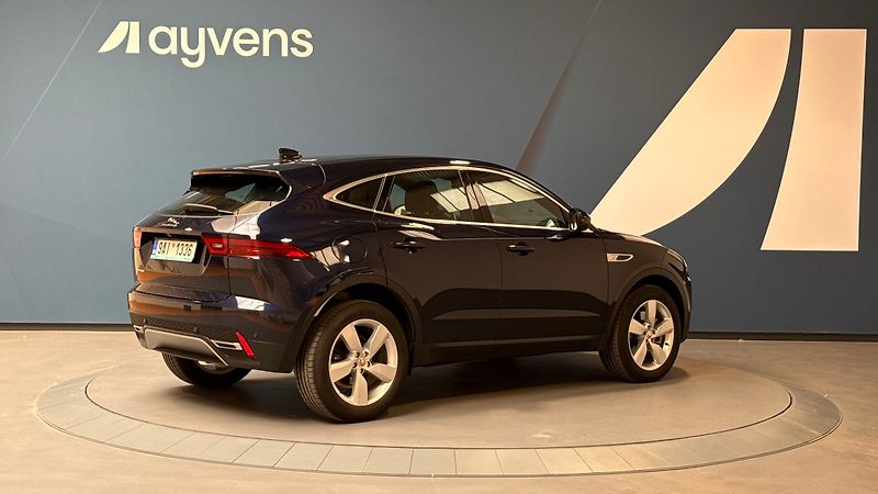 Jaguar E-Pace 2.0 P200 Auto 4WD SE - fotka 2 z 4
