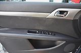 Peugeot 407 (2008) SW 2.0 HDi 100kW AT / PANORAMA - náhled 22