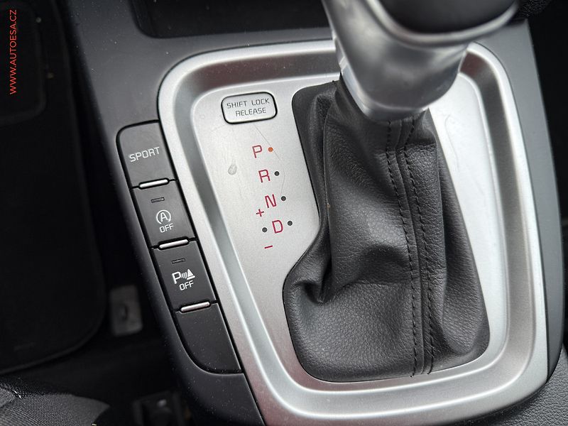 Kia Ceed (2021) 1.4 T-GDi, 2.maj,ČR, AT, LED - fotka 17 z 18