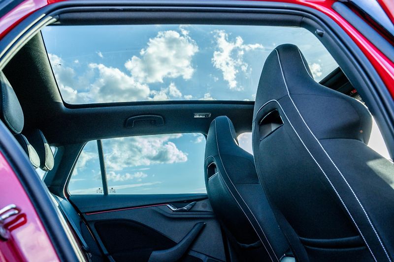 Škoda Scala (2021) Monte Carlo 1.5 TSI, TOP stav - fotka 21 z 29