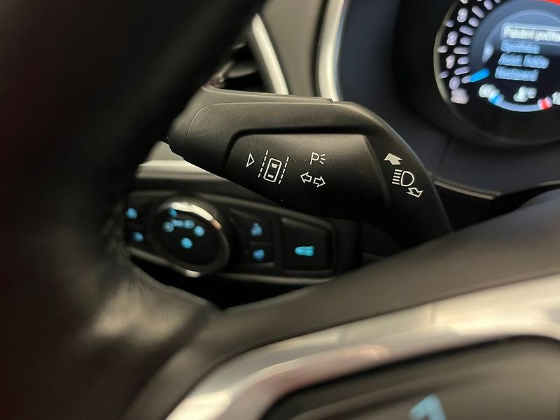 Ford Galaxy 2.5 HEV VIGNALE LED 7míst - fotka 12 z 77