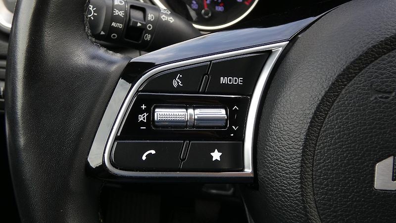 Kia Ceed 1.5 T-GDI 118kW SPIN - fotka 11 z 22