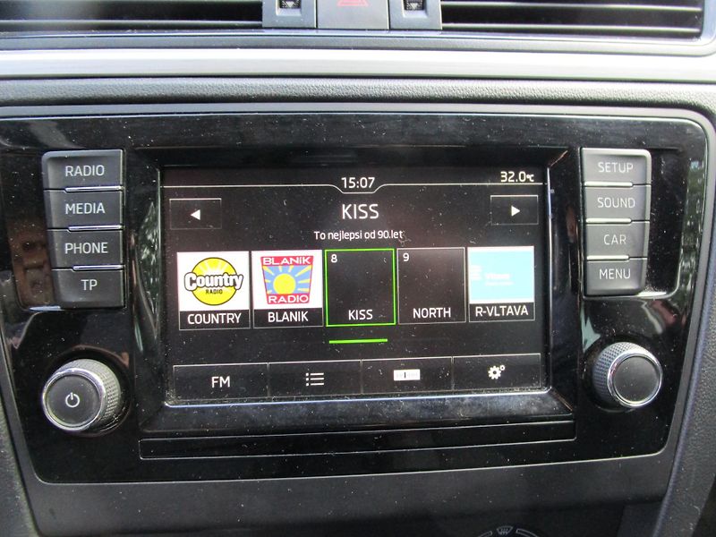 Škoda Rapid - fotka 13 z 17