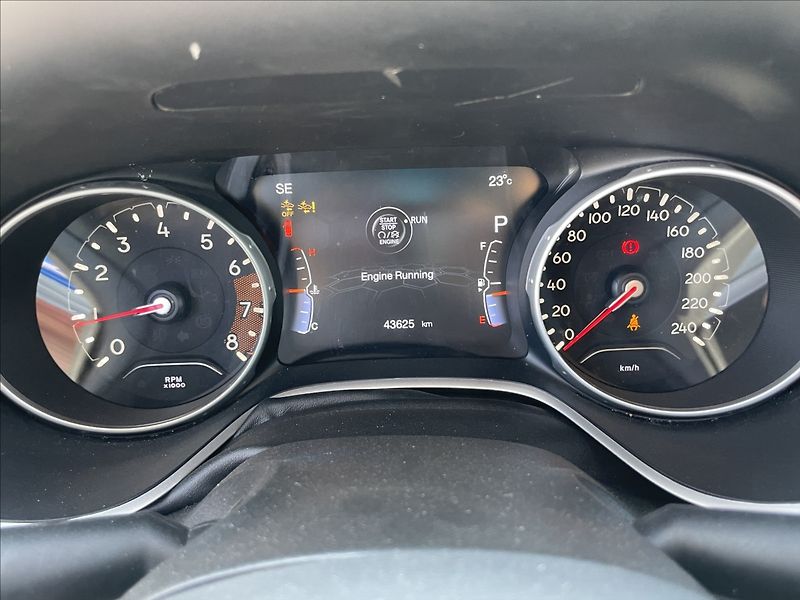 Jeep Compass 1,4 T 125kw AT9 Limited - fotka 13 z 32