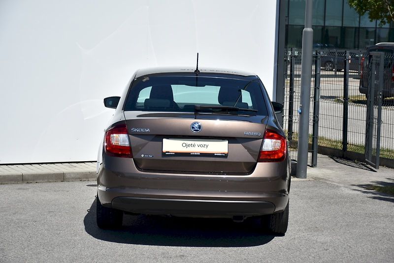 Škoda Rapid (2017) STYLE Plus 1.0 TSI 81kW - fotka 10 z 30