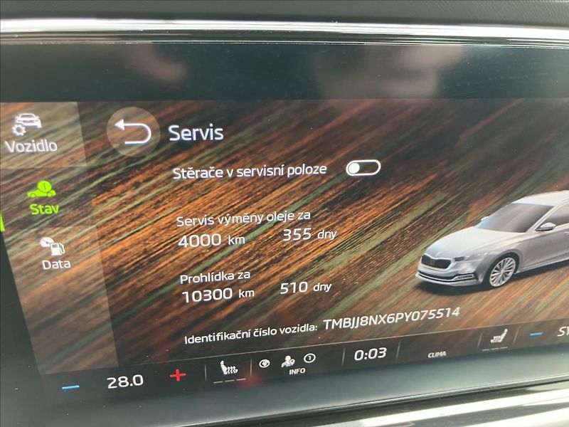 Škoda Octavia 2,0 WEBASTO,TAŽNÉ,MATRIX-BEAM - fotka 29 z 30