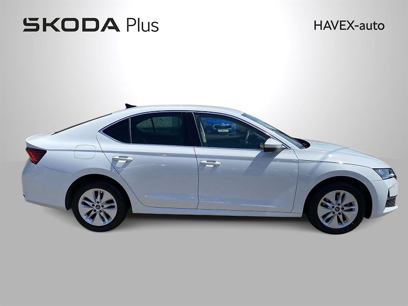 Škoda Octavia (2025) 1.5 TSI M-HEV DSG Top Selectio - fotka 33 z 34