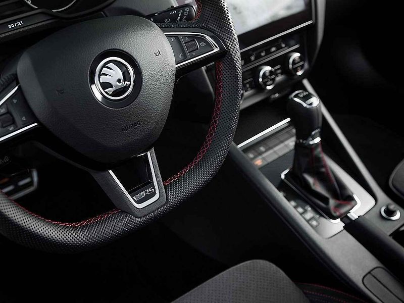 Škoda Octavia RS 245.