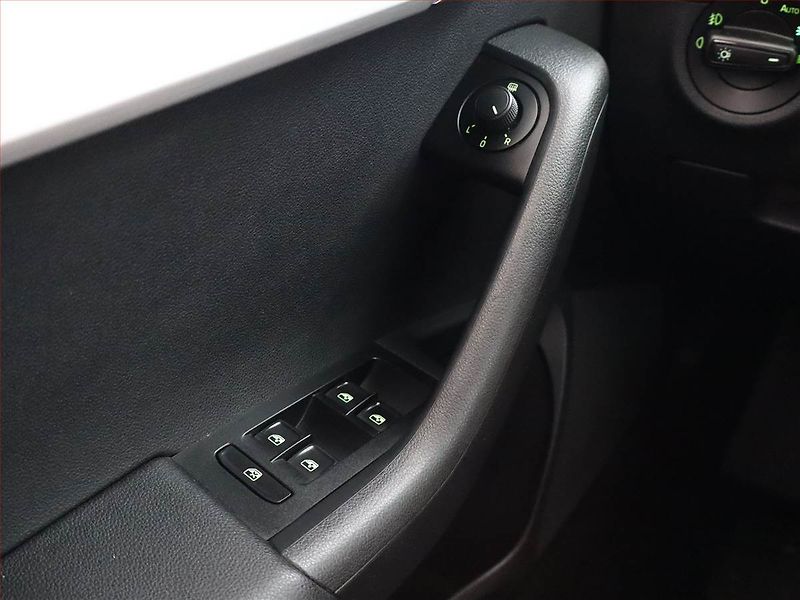 Škoda Octavia (2017) Ambition Plus 1.6 TDI, Navi - fotka 14 z 15