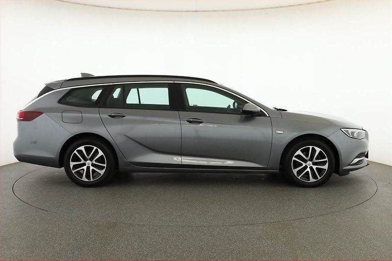 Opel Insignia (2017) 1.6 CDTI, Serv.kniha, Navi - fotka 6 z 19