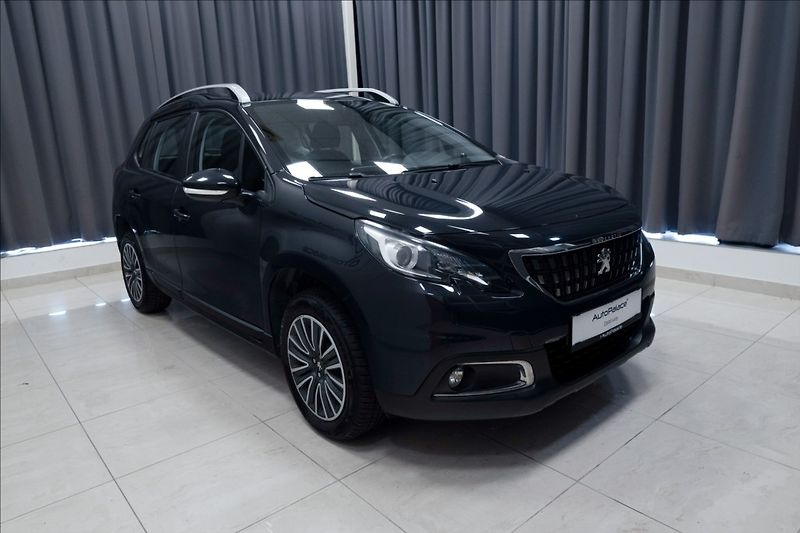 Peugeot 2008 1,2 i 1. AUT. AC VÝHŘEV 1. MAJ - fotka 3 z 36