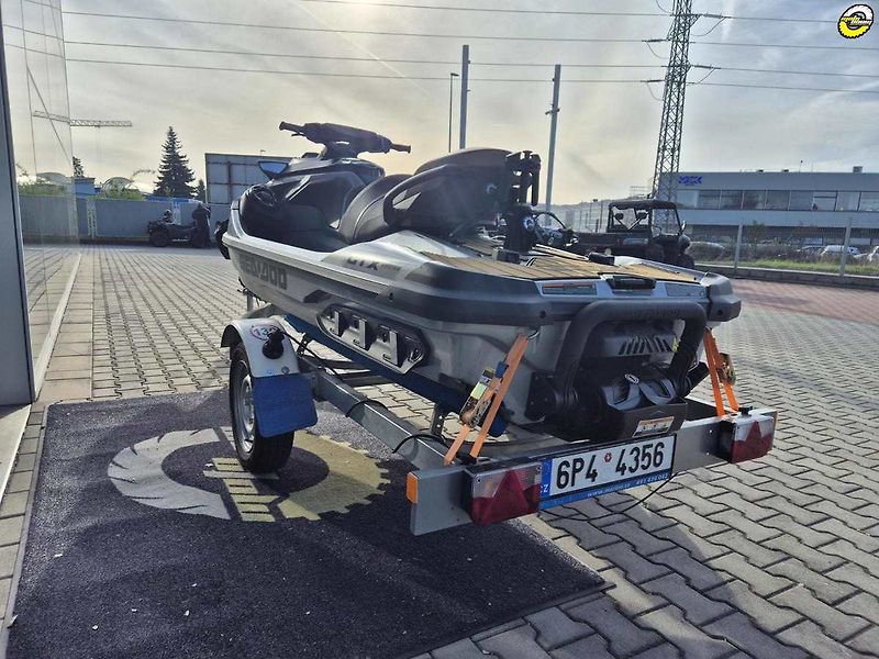 Sea Doo (2019) GTX 300 Limited - fotka 5 z 19