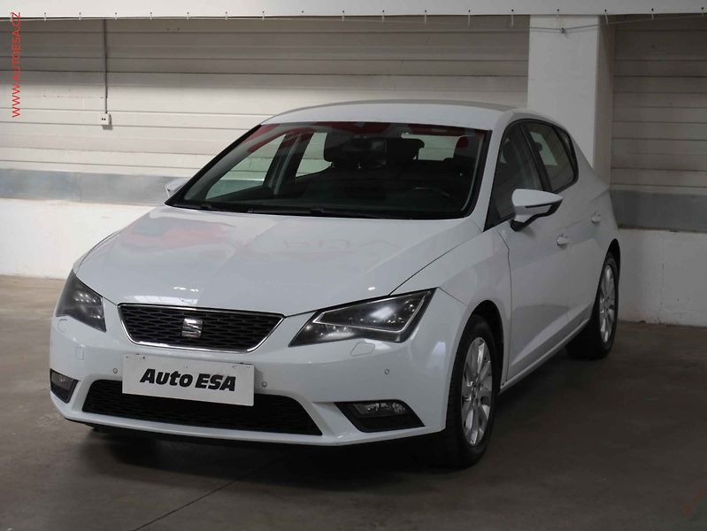 Seat Leon (2014) 2.0TDi, LED - fotka 3 z 23