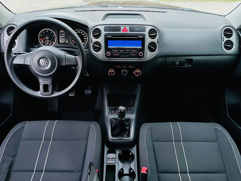 Volkswagen Tiguan 1.4TSi MANUÁL VÝHŘEV SERVISKA - fotka 24 z 45