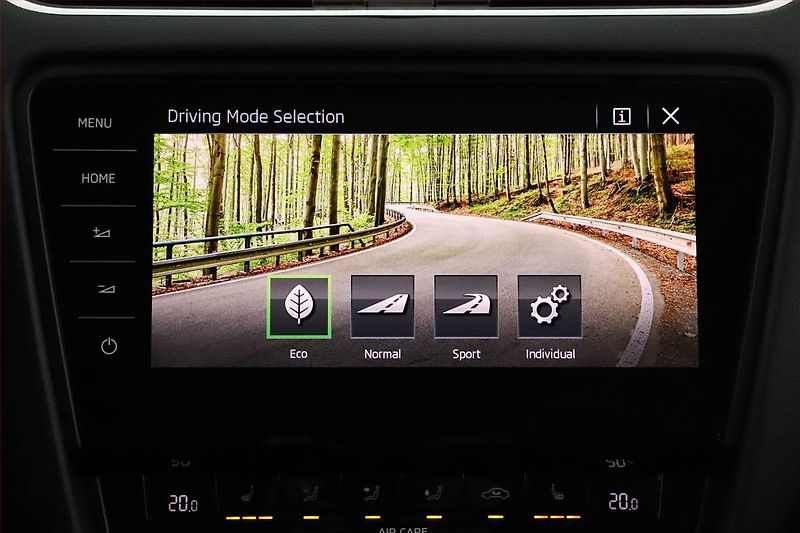 Škoda Octavia (2017) RS 2.0 TDI 4x4 DSG, 4X4 - fotka 17 z 23
