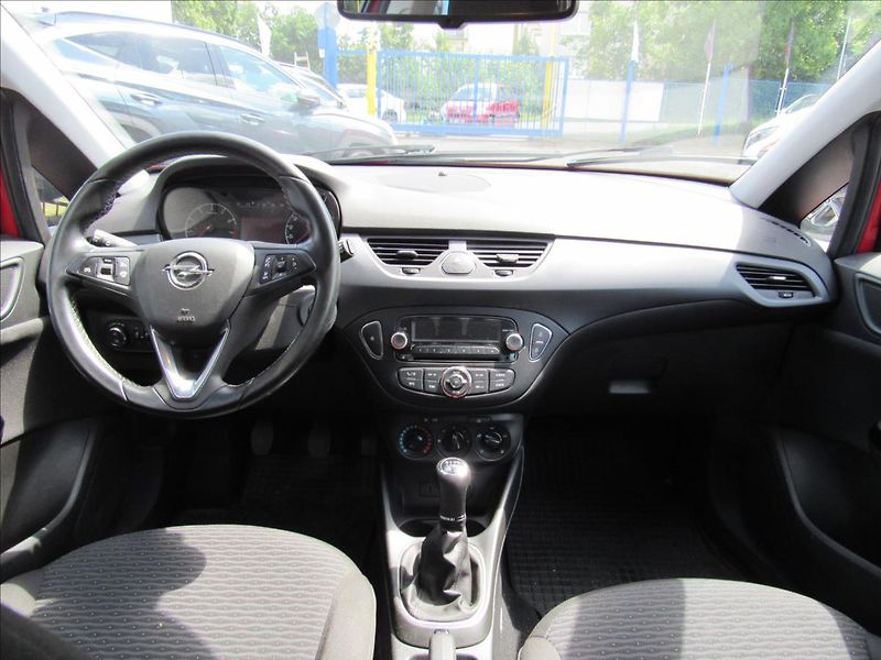 Opel Corsa 1,2 i 51kW - fotka 11 z 29