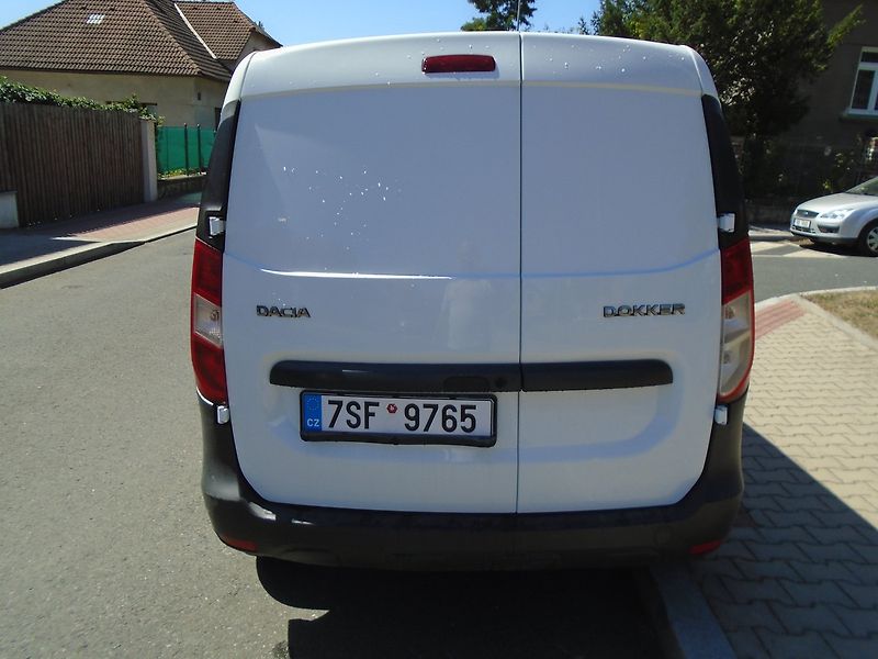 Dacia Dokker (2018) 1.6 i - fotka 6 z 20