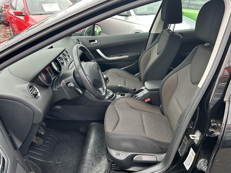 Peugeot 308 (2013) 1.6VTI, 1.maj,ČR, servis - fotka 9 z 15