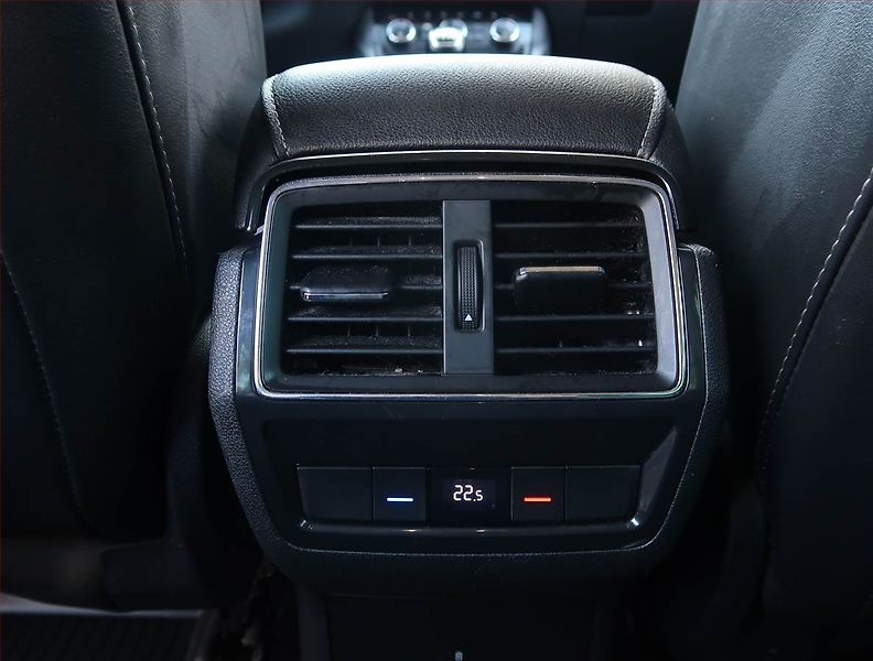 Škoda Kodiaq (2018) Style 1.4 TSI, Serv.kniha - fotka 24 z 26