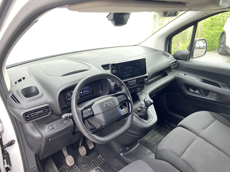 Toyota ProAce City 1.5 D-4D 130k Long Active Mult - fotka 5 z 21