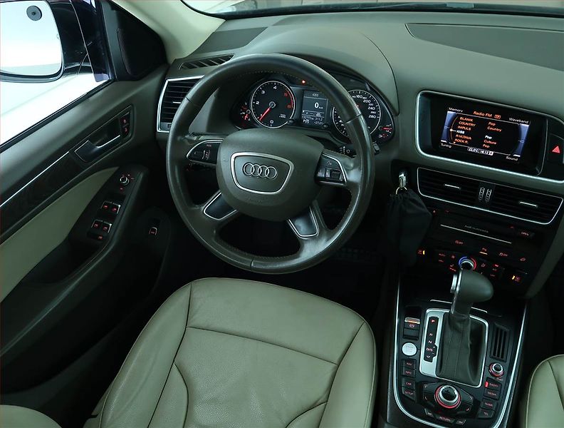 Audi Q5 (2016) 2.0 TDI, Automat, Serv.kniha - fotka 7 z 21