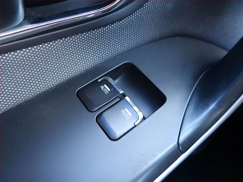 Kia Ceed (2016) 1.4 MPI, Tempomat - fotka 16 z 16