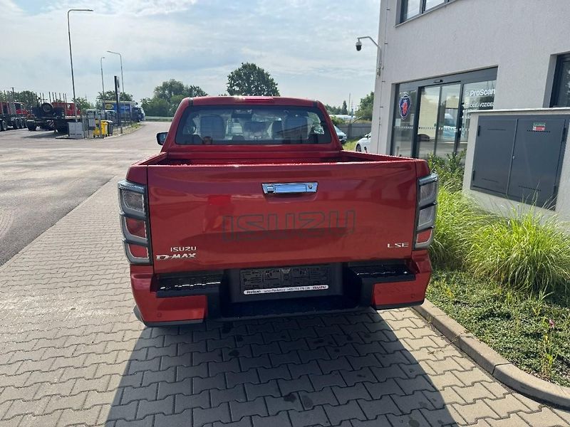 Isuzu D-Max (2026) Double Cab 2,2l LSE A/T - fotka 7 z 12