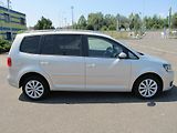 Volkswagen Touran (2011) 2.0TDI 7 míst  - náhled 14