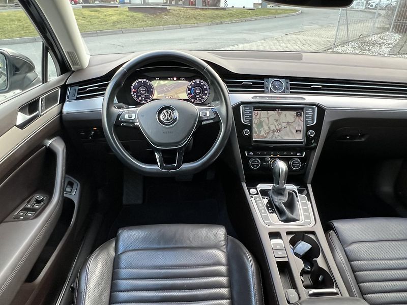 Volkswagen Passat (2016) 2.0TDI, 4motion, Automat DSG - fotka 15 z 41