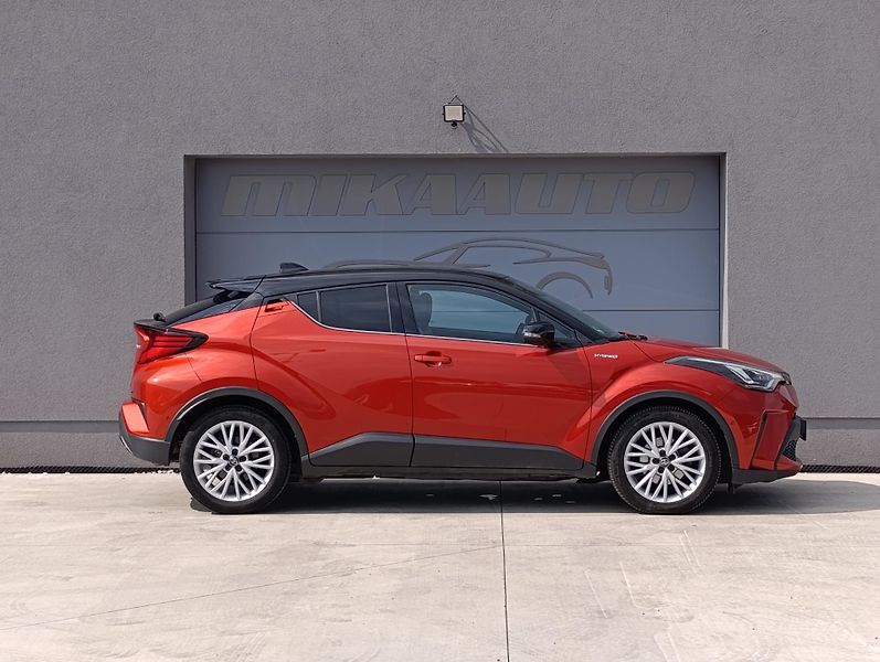 Toyota C-HR 2.0HEV PREMIERE ČR 1.MAJITEL - fotka 4 z 35