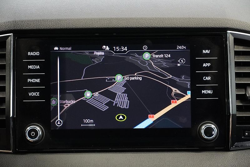 Škoda Karoq 2.0TDI,4x4,DSG,ČR,1.MAJ,TAŽNÉ - fotka 31 z 36