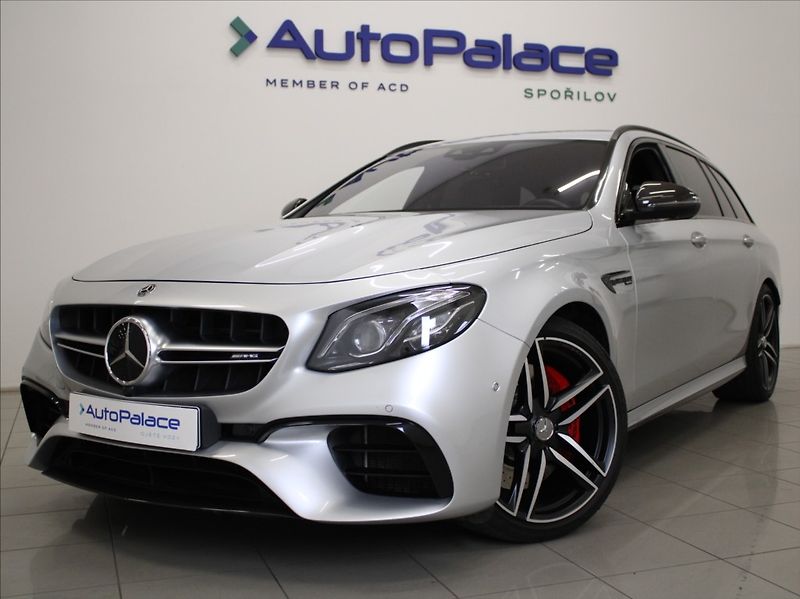 Mercedes-Benz Třídy E E63s 612k.4M 65 780km.DPH   4, - fotka 1 z 45
