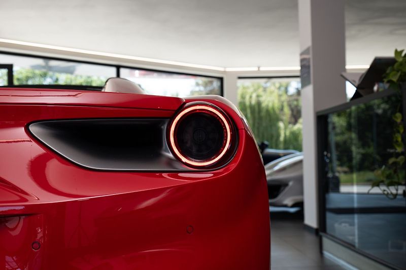 Ferrari 488 - fotka 19 z 19
