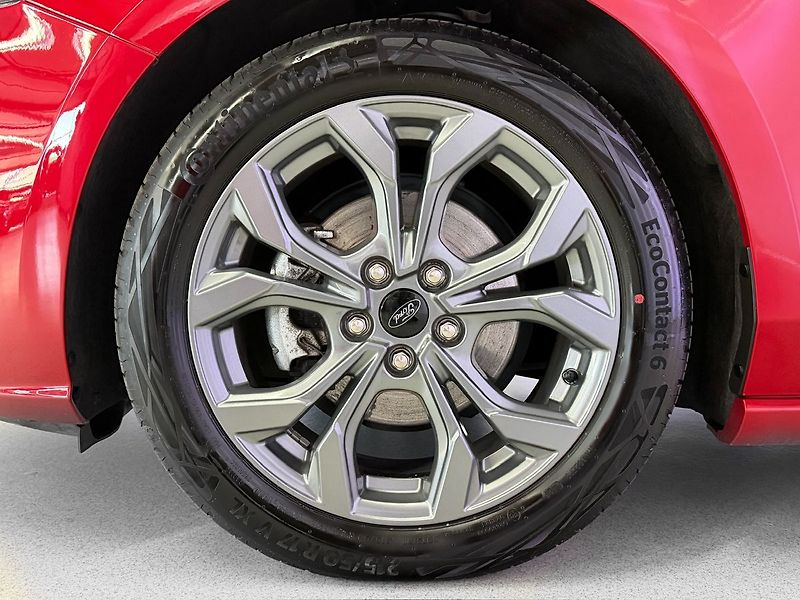Ford Focus 1.0 ECOBOOST A/T ST-LINE X, AC - fotka 8 z 24