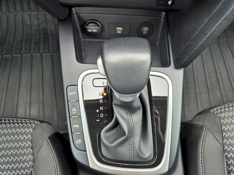 Kia Ceed (2025) SW TOP+Busines 1.5TGD-i 103kW - fotka 21 z 35