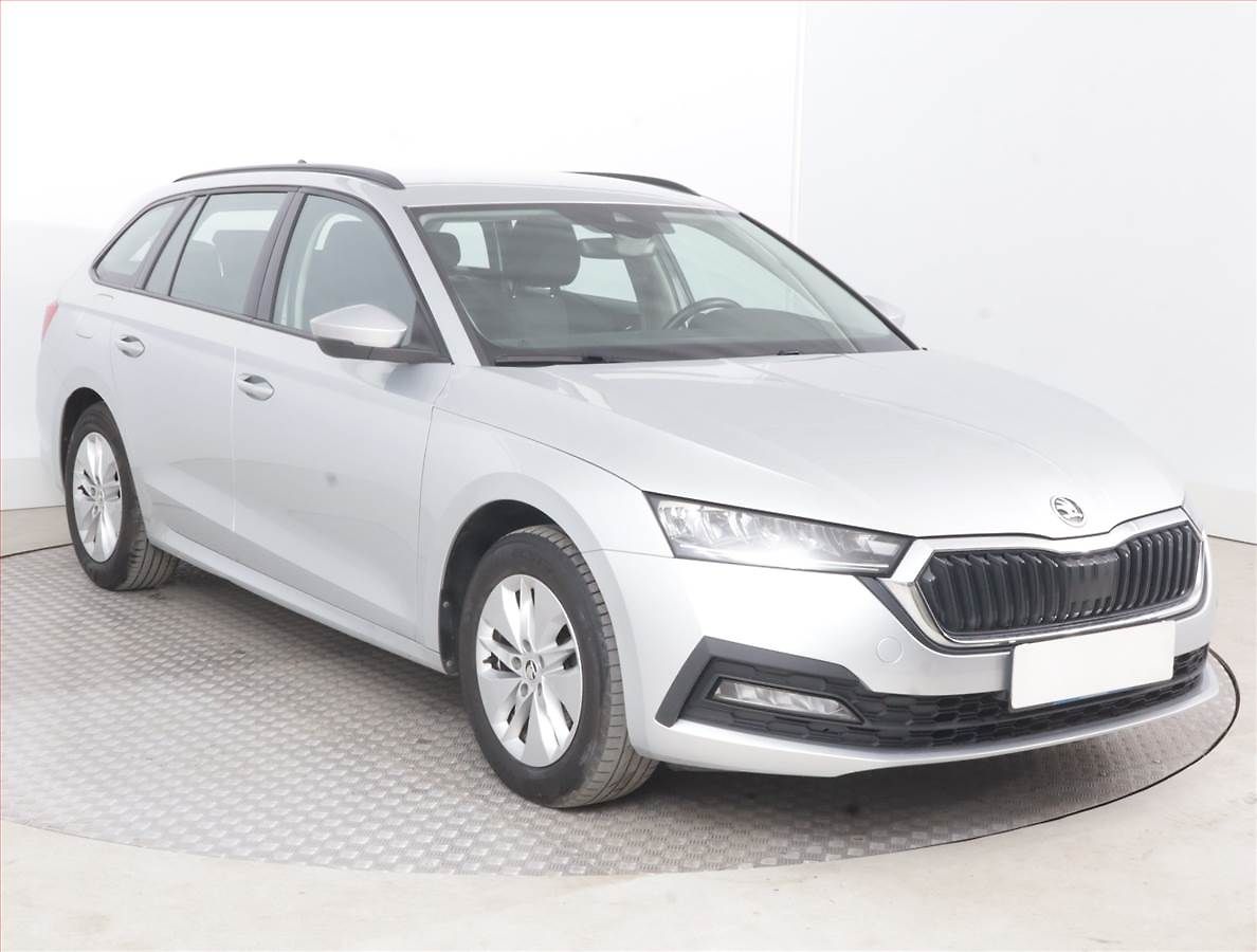 Škoda Octavia Ambition 2.0 TDI, ČR,1.maj