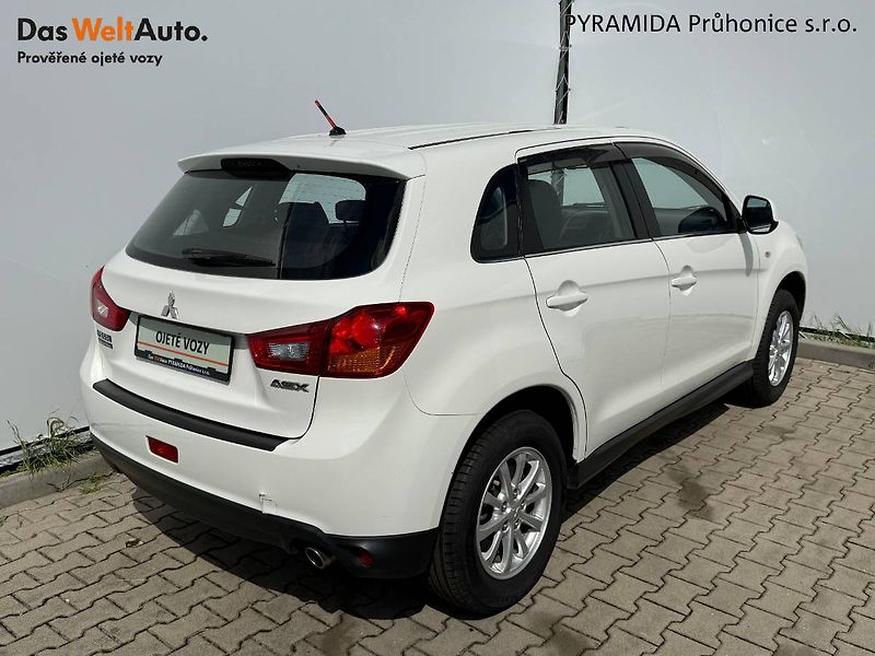 Mitsubishi ASX (2014) 1.6 MIVEC 86 kW Inform - fotka 2 z 21