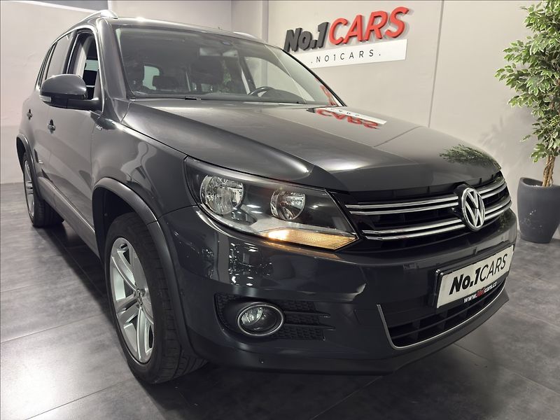 Volkswagen Tiguan 1,4   TSI 90KW CUP VÝHŘEV TOP - fotka 33 z 36