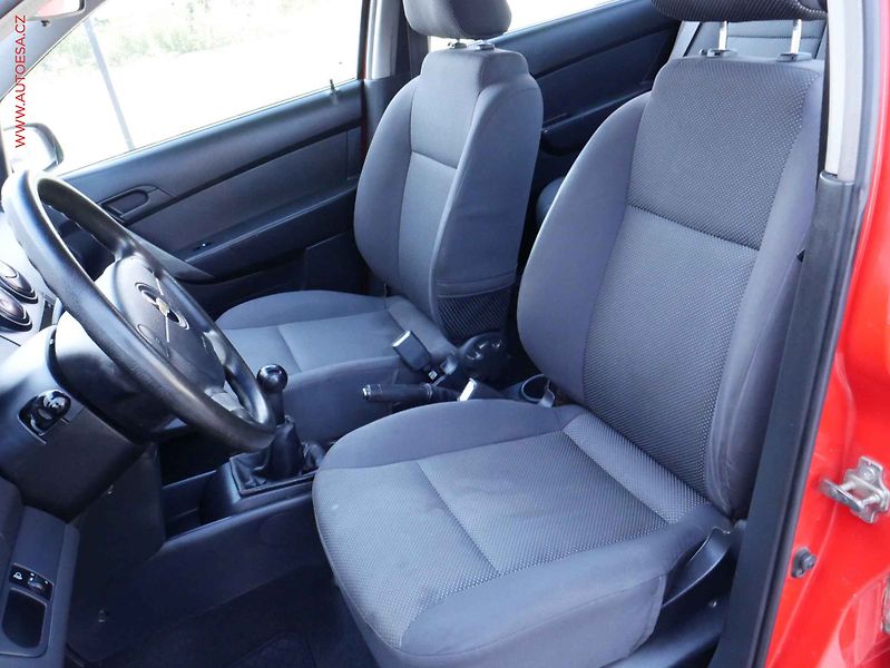 Chevrolet Aveo (2009) 1.2i, ČR, TZ, STK5/28, ČR - fotka 9 z 15