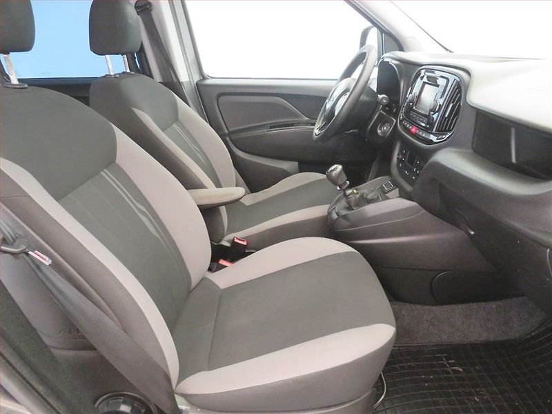 Fiat Dobló (2018) 1.6 MultiJet, 5Míst, SR - fotka 9 z 15