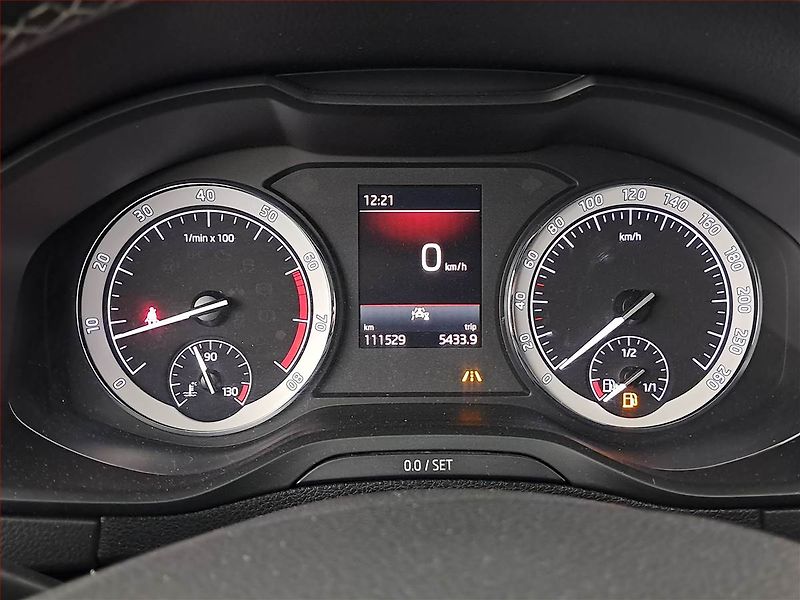 Škoda Karoq (2020) Sportline 1.5 TSI - fotka 11 z 19