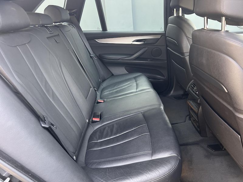 BMW X5 3.0D xDrive ČR 1.MAJ. odp.DPH - fotka 27 z 40