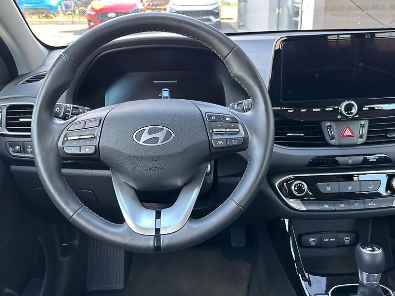 Hyundai i30 MHEV Smart - fotka 18 z 25