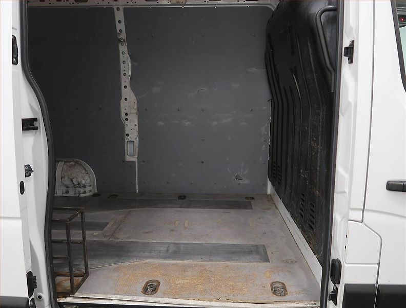 Renault Master (2021) 2.3 dCi 135, L2H2, 1.0t, 1Maj - fotka 14 z 18