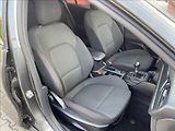 Ford Focus 1,5 TDCi  ST-line / záruka - náhled 17
