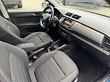 Škoda Fabia (2016) 1.2TSi Digi Klima Tažné Zař. - náhled 15