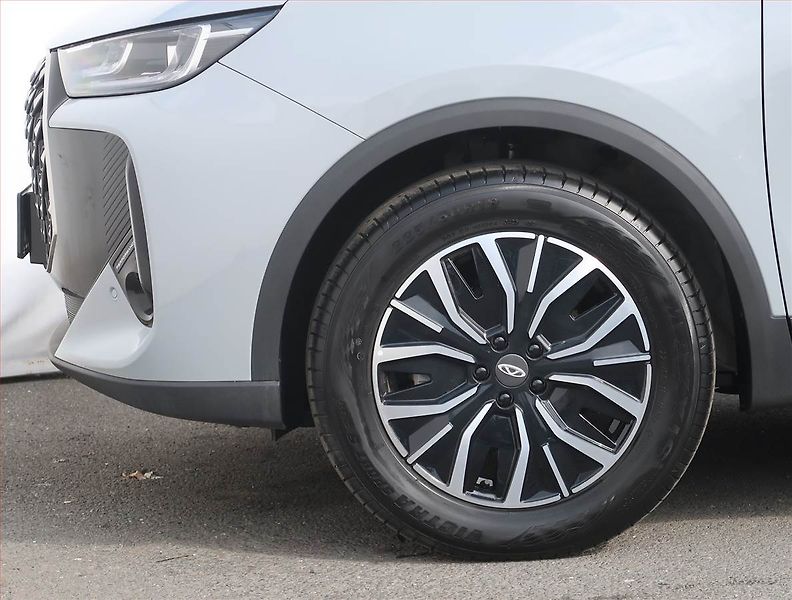 Chery Tiggo 7 (2026) 1.6 TGDI, LUXURY, Ad. tempomat - fotka 15 z 20